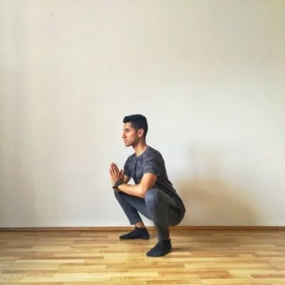 Cómo es una sentadilla en casa