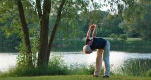 Pequeños movimientos a lo largo de nuestra vida pueden cambiar nuestra salud para mejor. Utiliza esta guía para saber de que estoy hablando.
