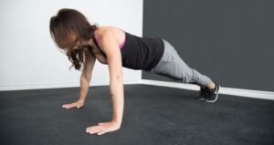 Tipos de flexiones de brazos para hacer en casa