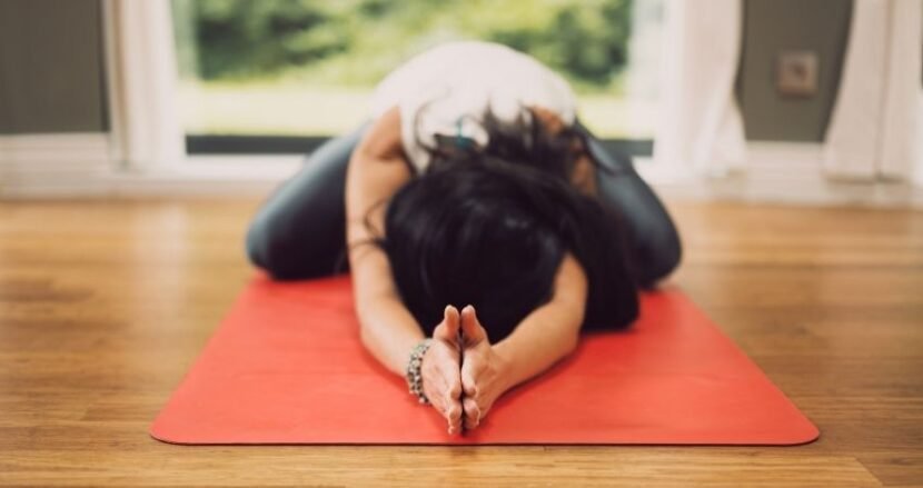 Mejorar la postura de cabeza adelantada - Entrenador wellness