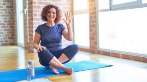 como empezar a hacer ejercicio en casa siendo una mujer cercana a los 40 años